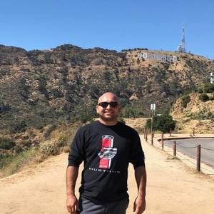 Meet your Posher, Justin